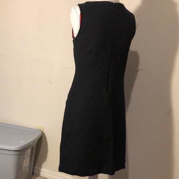 White House black market sleeveless black dress. Sz 6 - Picture 4 of 10
